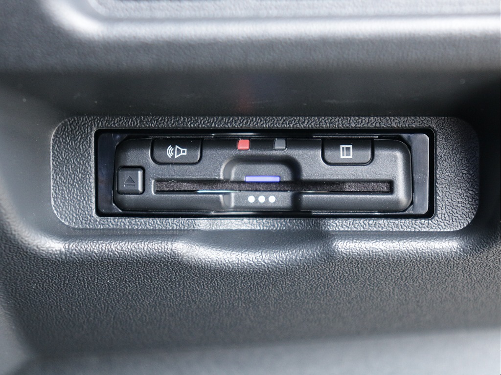 ETCなどお使いになる装備もすでに装着されているものもございます♪