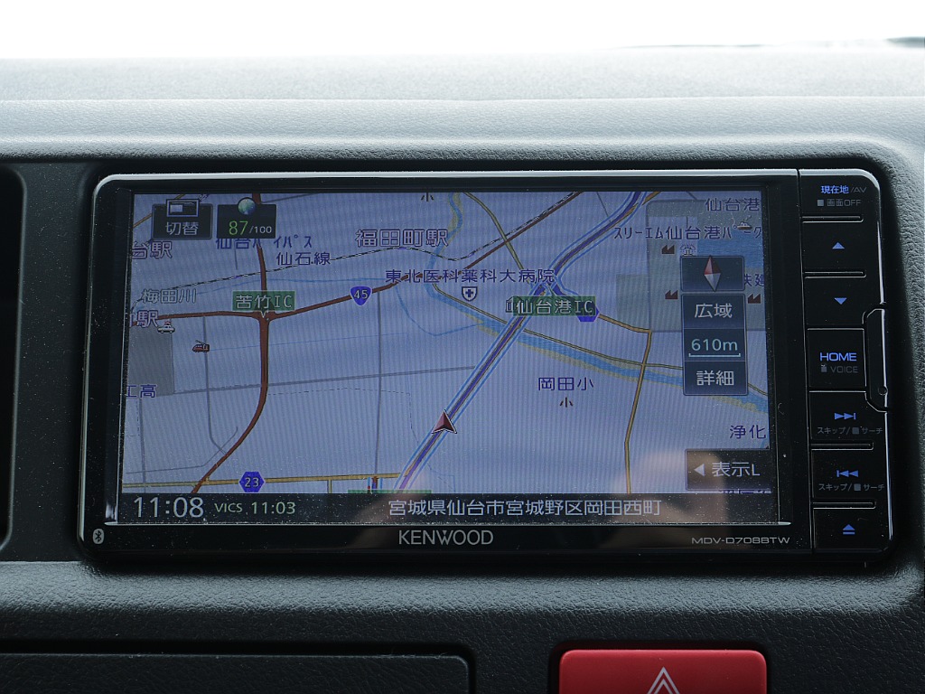 ケンウッドの７インチナビも装着済み！！ブルートゥース等も使えるようになっております♪