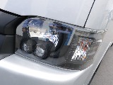LEDヘッドライト装着済み！！夜間走行や暗い空間でも明るく照らしてくれるので安心して運転していただけます！！