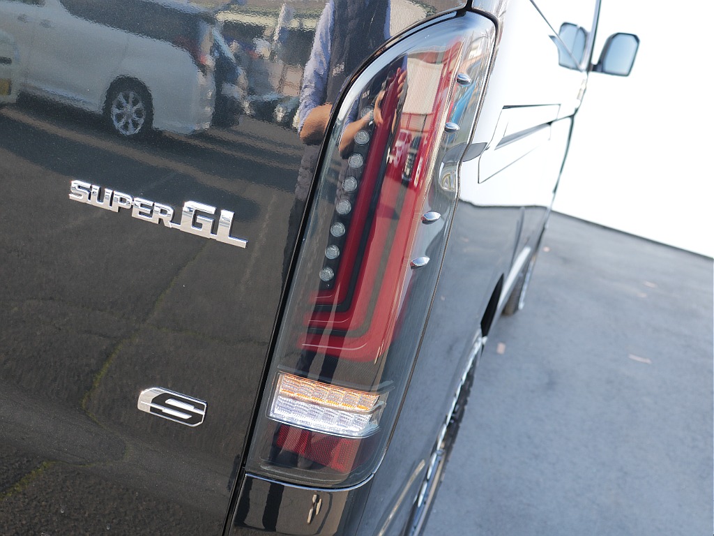 アルティメットLEDテールランプタイプⅡ装着済み！！