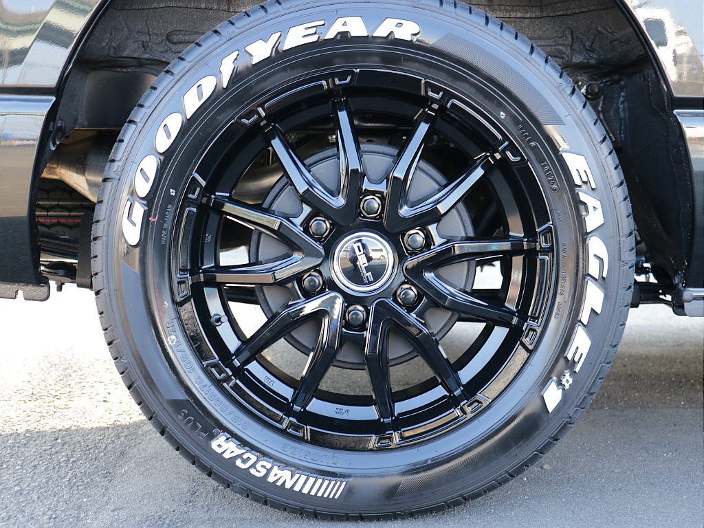 デルフ06　17インチAW＆グッドイヤーナスカータイヤ装着済み！！