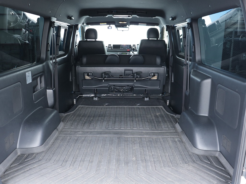 取り外しも可能になっておりますので大きい荷物でも楽々乗せられるラゲッチスペースも確保可能になっております♪