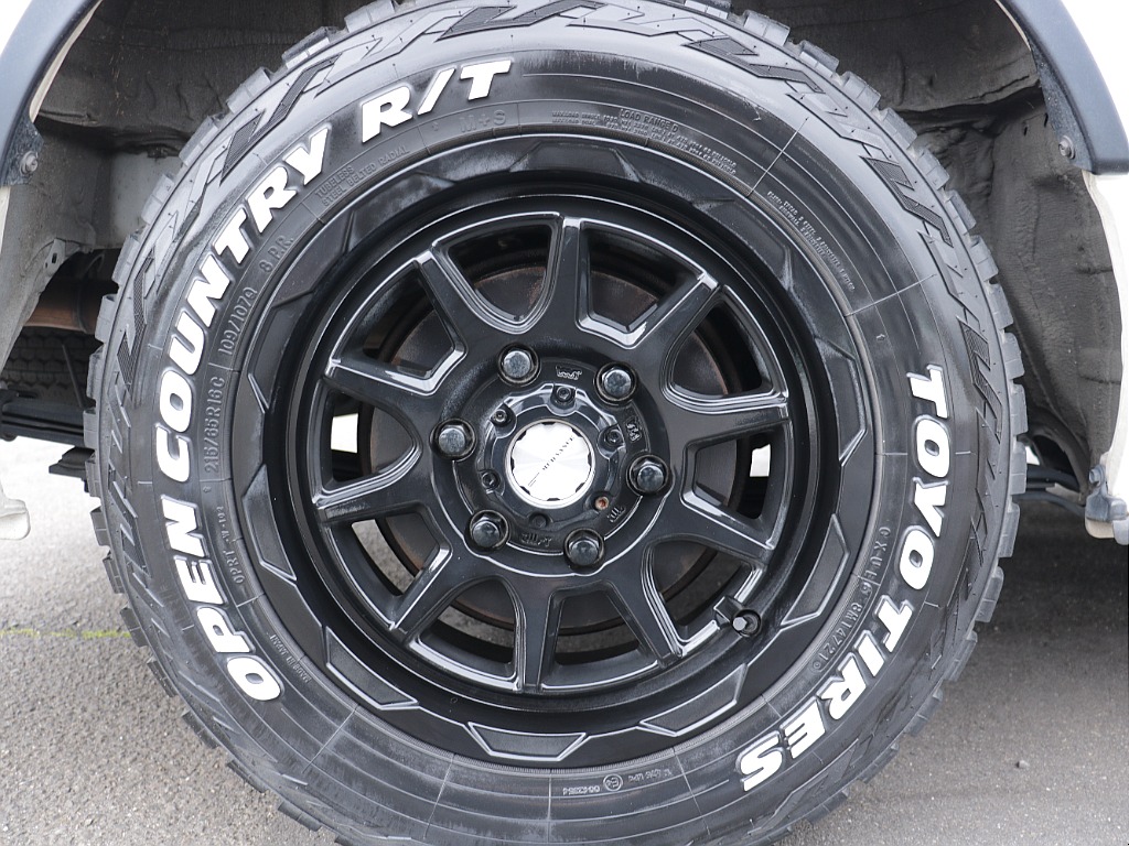 マッドヴァンス　16インチAW＆オープンカントリーRTタイヤ装着！！