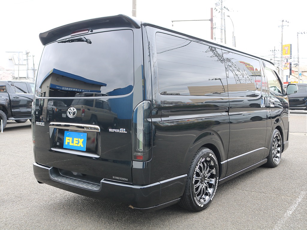 ＦＬＥＸグループは「すべての人に愛車を」をコンセプトに車種別に全国展開中！愛車と一緒に、ライフスタイルを充実させてもらいたいという思いで、ランクル仙台泉店では皆様のご要望になんでもお応えします♪