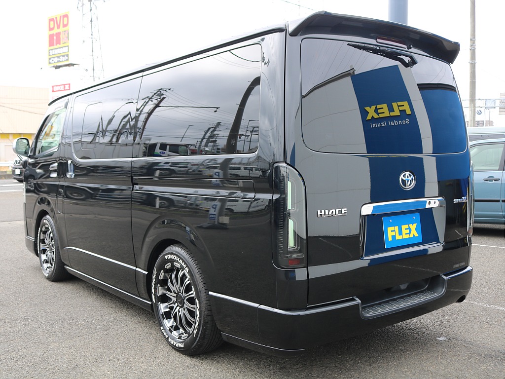 ＦＬＥＸグループは「すべての人に愛車を」をコンセプトに車種別に全国展開中！愛車と一緒に、ライフスタイルを充実させてもらいたいという思いで、ランクル仙台泉店では皆様のご要望になんでもお応えします♪