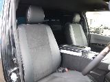 ダークプライムⅡ特有のハーフレザーシート♪高級感のある車内空間♪