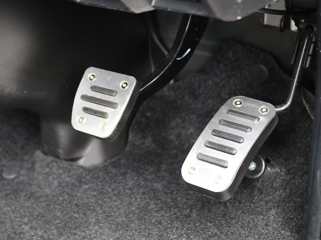 ＦＬＥＸグループは「すべての人に愛車を」をコンセプトに車種別に全国展開中！愛車と一緒に、ライフスタイルを充実させてもらいたいという思いで、ランクル仙台泉店では皆様のご要望になんでもお応えします♪