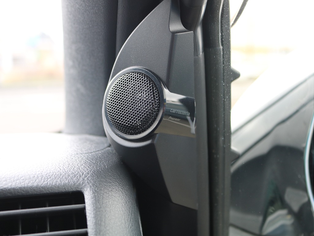 ＦＬＥＸグループは「すべての人に愛車を」をコンセプトに車種別に全国展開中！愛車と一緒に、ライフスタイルを充実させてもらいたいという思いで、ランクル仙台泉店では皆様のご要望になんでもお応えします♪