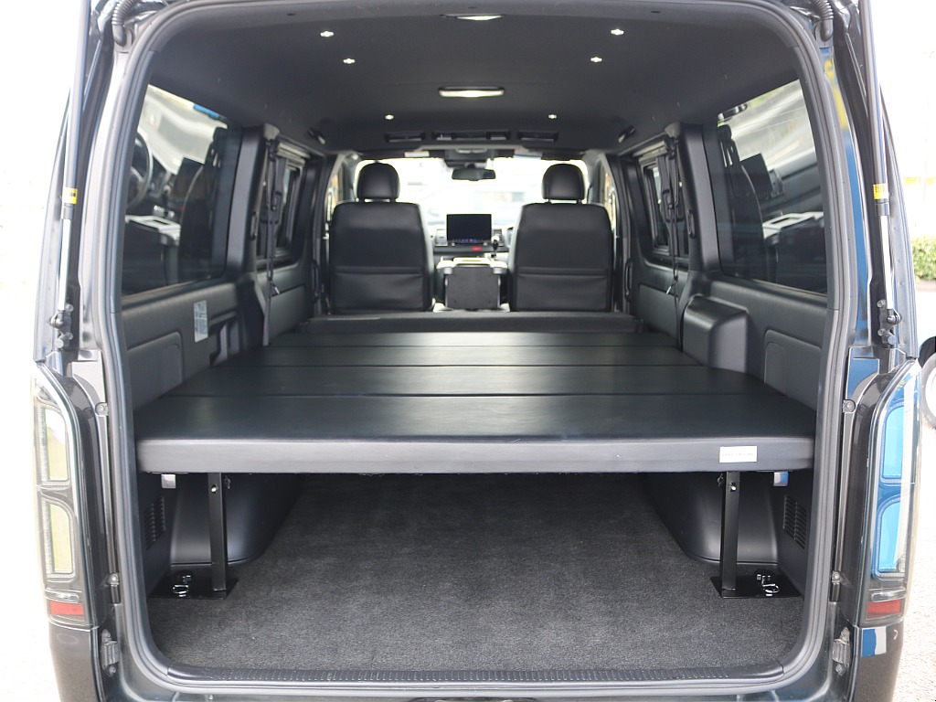 ＦＬＥＸグループは「すべての人に愛車を」をコンセプトに車種別に全国展開中！愛車と一緒に、ライフスタイルを充実させてもらいたいという思いで、ランクル仙台泉店では皆様のご要望になんでもお応えします♪