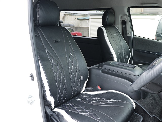 オリジナルシートカバー付きでコンデションもグッドです