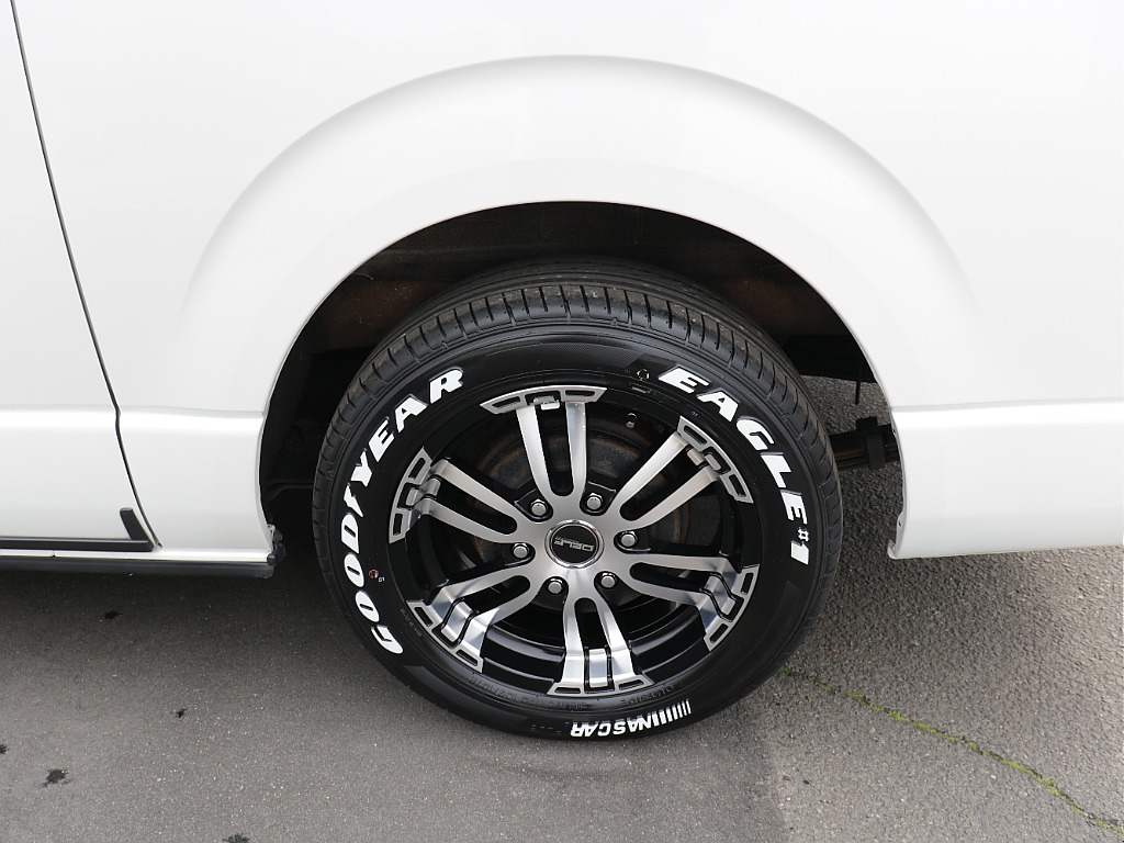 トヨタ ハイエース(45枚目)