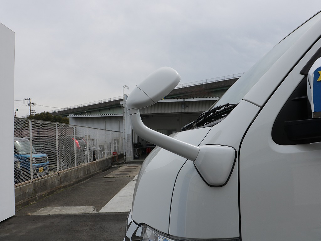 トヨタ ハイエース(49枚目)