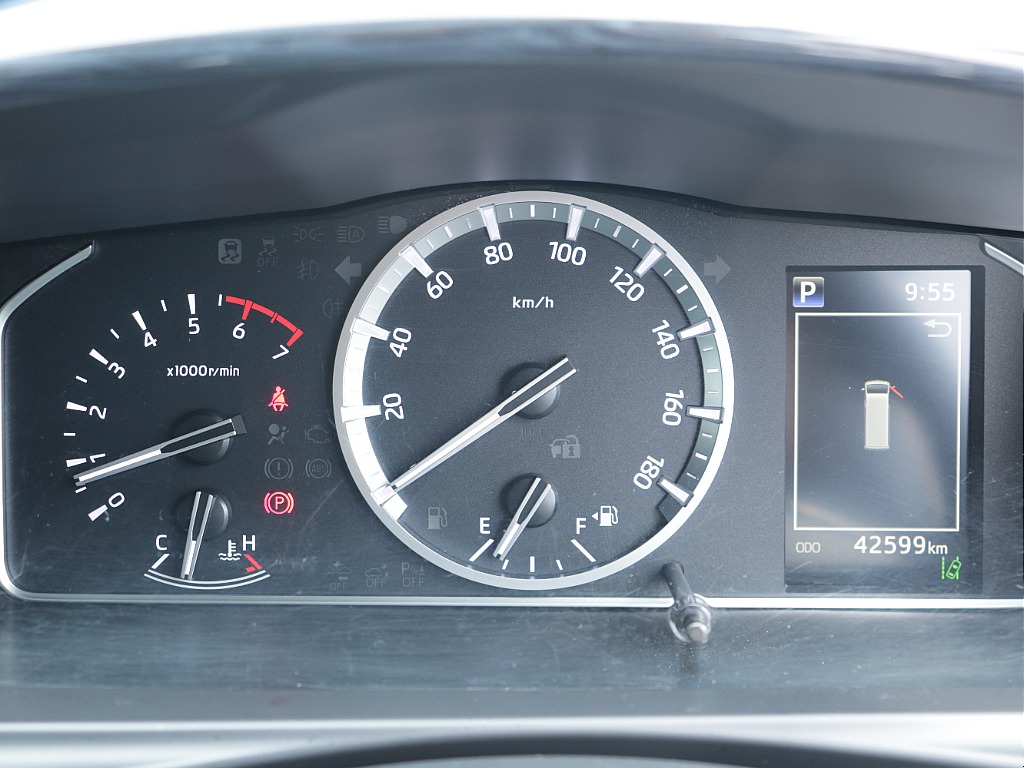 トヨタ ハイエース(50枚目)