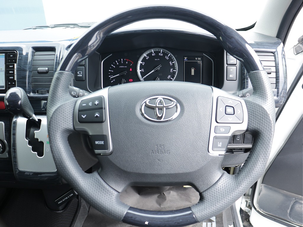 トヨタ ハイエース(55枚目)