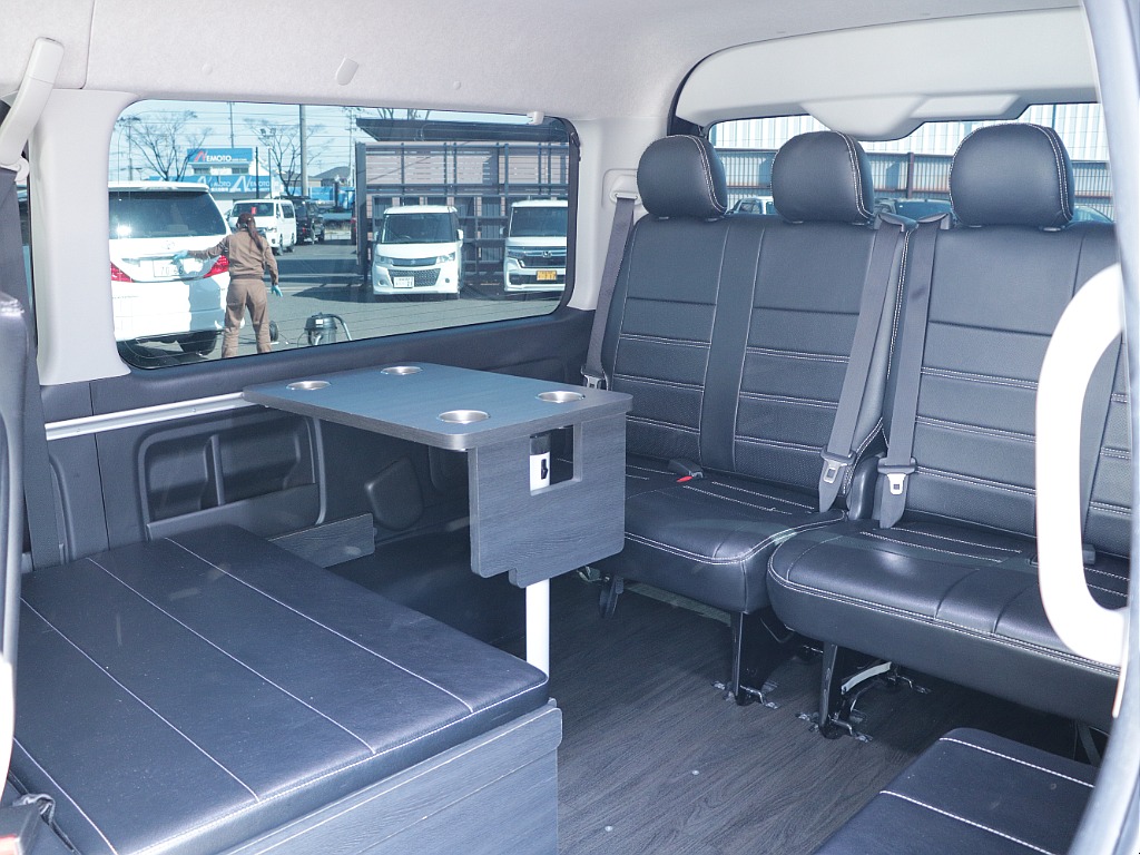 トヨタ ハイエース(13枚目)