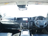 トヨタ ハイエース(3枚目)