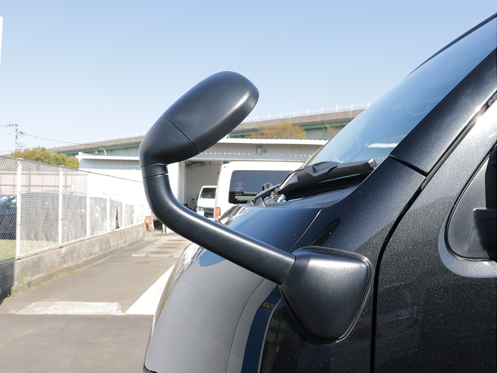 トヨタ ハイエース(50枚目)