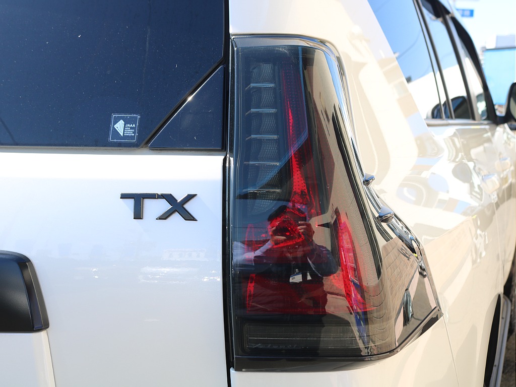 ＦＬＥＸグループは「すべての人に愛車を」をコンセプトに車種別に全国展開中！愛車と一緒に、ライフスタイルを充実させてもらいたいという思いで、ランクル仙台泉店では皆様のご要望になんでもお応えします♪