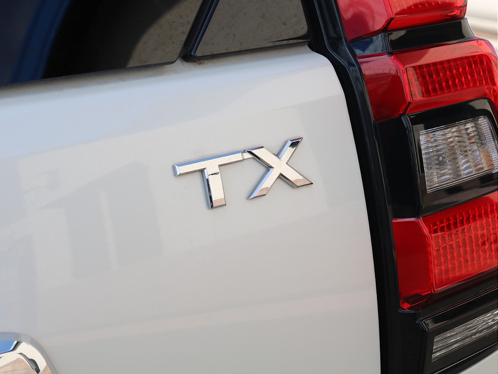 ＦＬＥＸグループは「すべての人に愛車を」をコンセプトに車種別に全国展開中！愛車と一緒に、ライフスタイルを充実させてもらいたいという思いで、ランクル仙台泉店では皆様のご要望になんでもお応えします♪