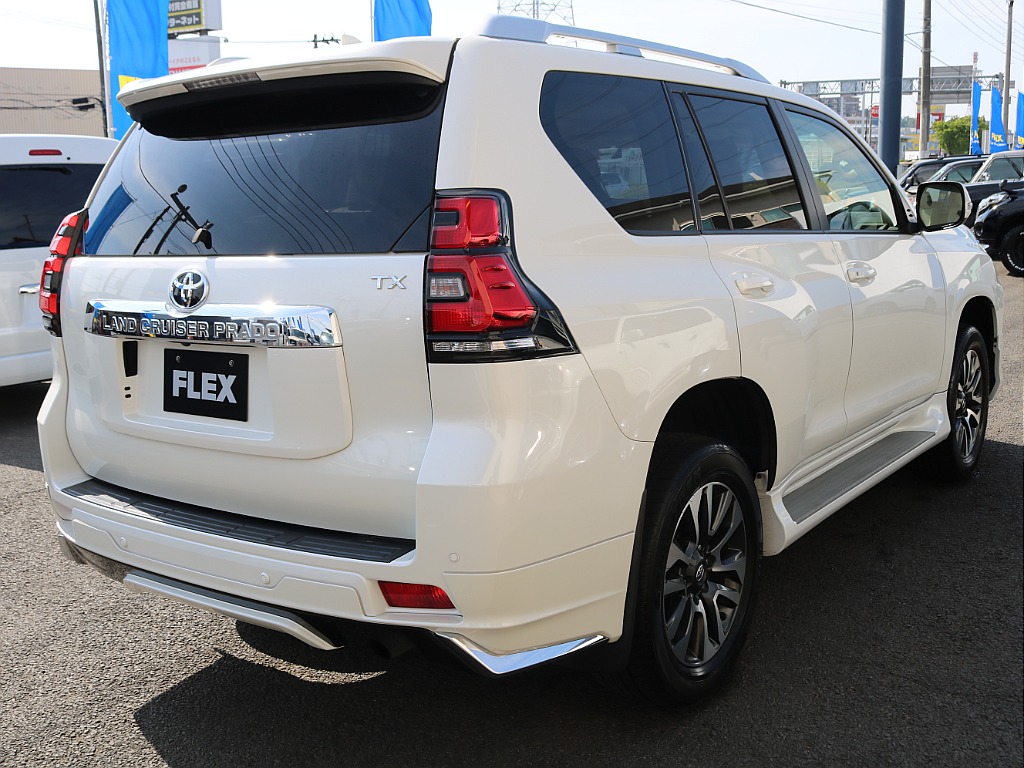 ＦＬＥＸグループは「すべての人に愛車を」をコンセプトに車種別に全国展開中！愛車と一緒に、ライフスタイルを充実させてもらいたいという思いで、ランクル仙台泉店では皆様のご要望になんでもお応えします♪