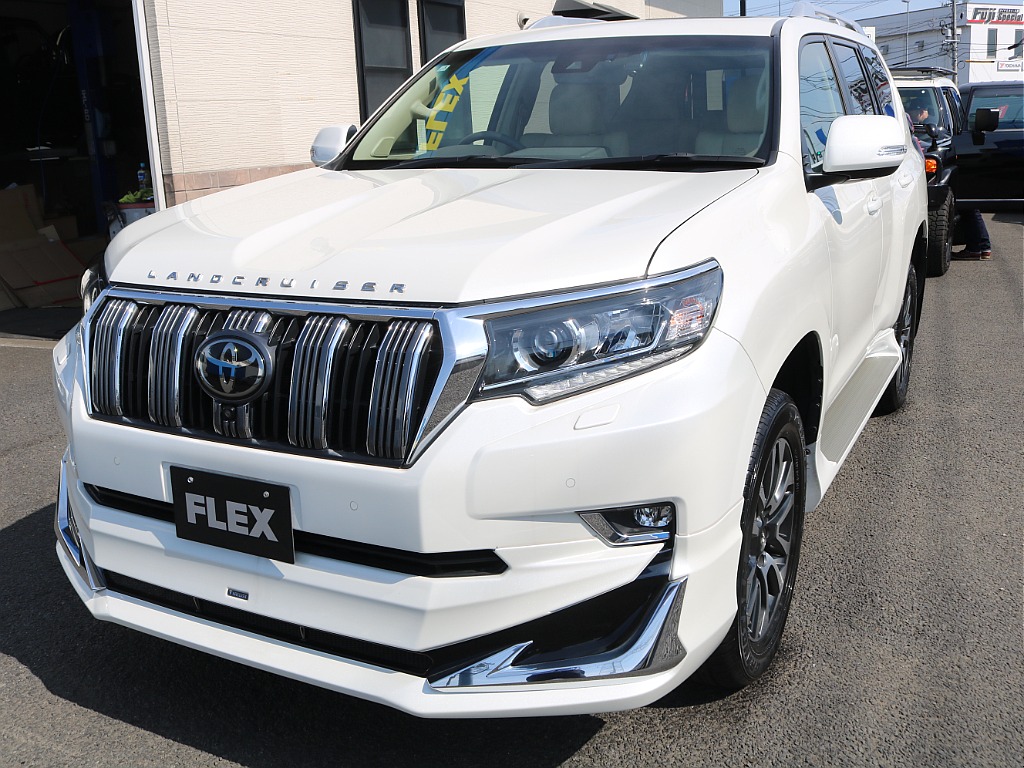 ＦＬＥＸグループは「すべての人に愛車を」をコンセプトに車種別に全国展開中！愛車と一緒に、ライフスタイルを充実させてもらいたいという思いで、ランクル仙台泉店では皆様のご要望になんでもお応えします♪