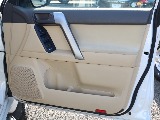 ＦＬＥＸグループは「すべての人に愛車を」をコンセプトに車種別に全国展開中！愛車と一緒に、ライフスタイルを充実させてもらいたいという思いで、ランクル仙台泉店では皆様のご要望になんでもお応えします♪