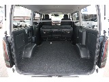 ベットキットを装着してフルフラットにすればキャンプや車中泊、アウトドアにもバッチリな1台になります♪