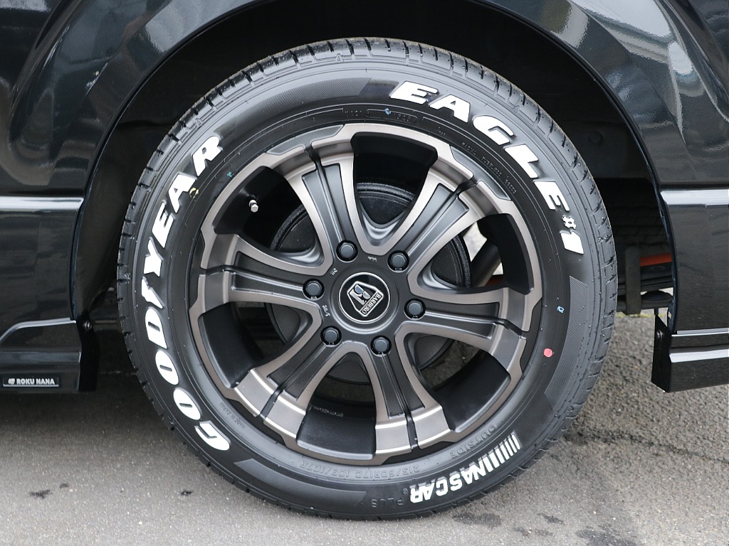 トヨタ ハイエースバン(28枚目)