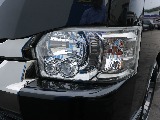LEDヘッドライトなので夜間走行でも安心して運転していただけます！