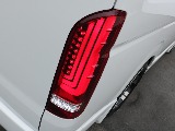 ヴァレンティ REVOⅢLEDテールランプを装着しています♪