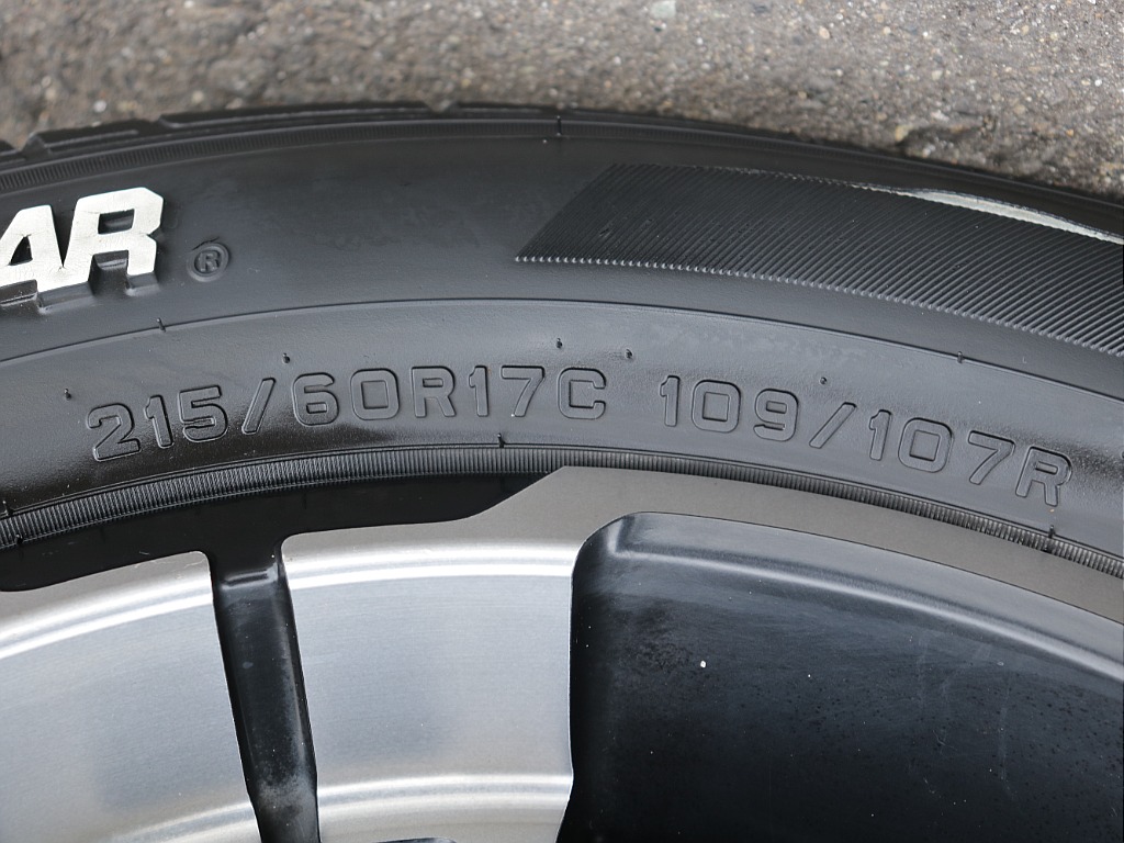 トヨタ ハイエース(38枚目)