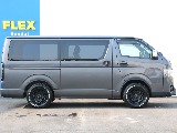 両側パワースライドドアですので、乗り降りや荷物の積み込みも楽々♪