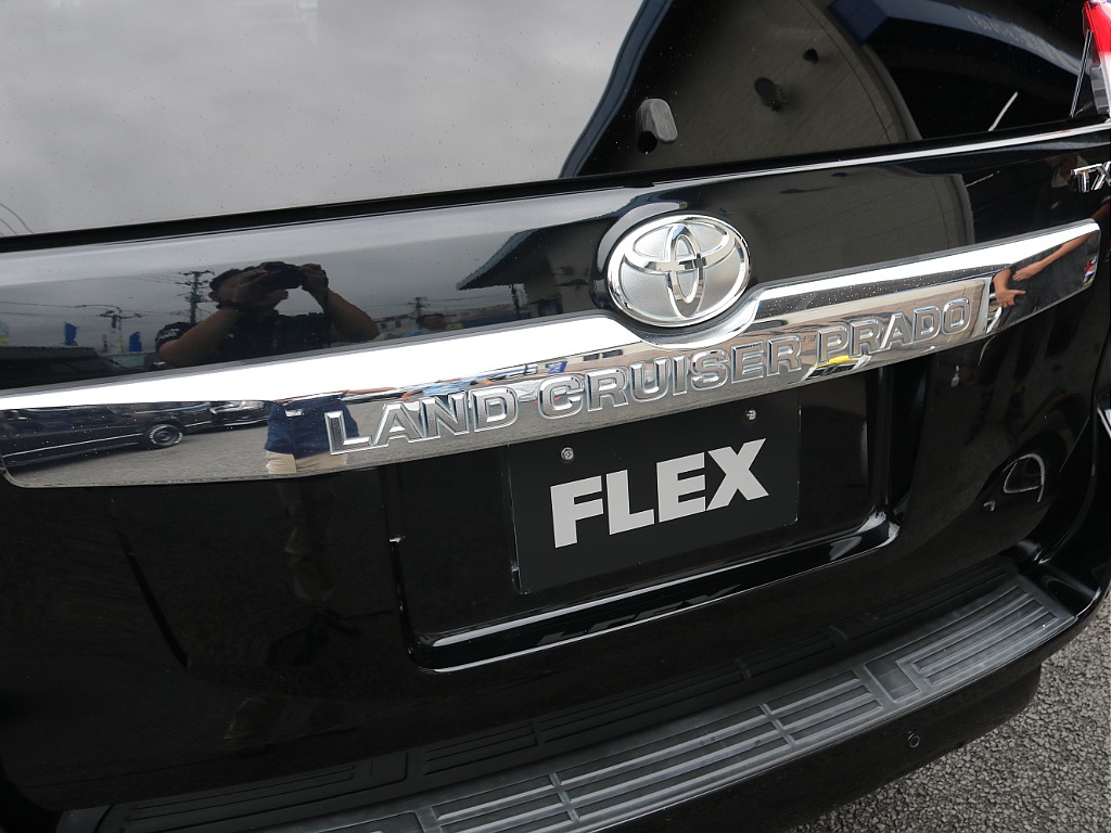 ＦＬＥＸグループは「すべての人に愛車を」をコンセプトに車種別に全国展開中！愛車と一緒に、ライフスタイルを充実させてもらいたいという思いで、ランクル仙台泉店では皆様のご要望になんでもお応えします♪