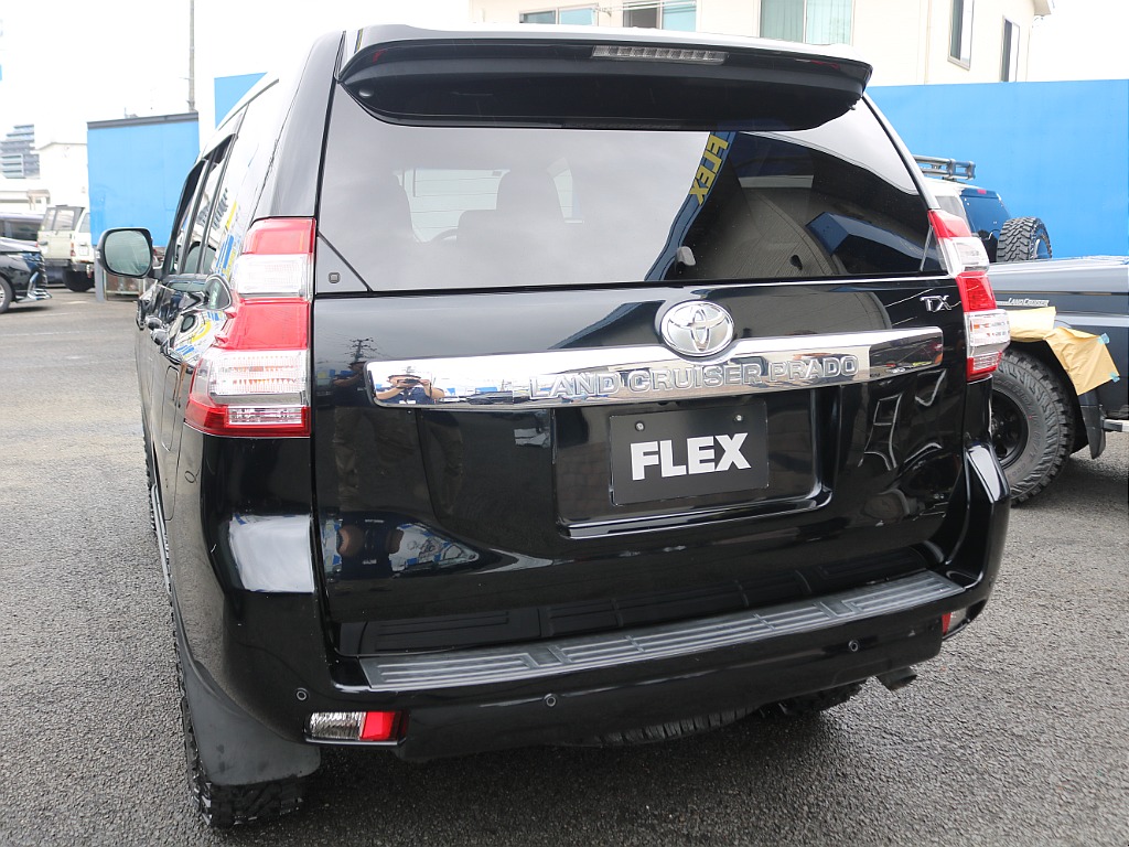 ＦＬＥＸグループは「すべての人に愛車を」をコンセプトに車種別に全国展開中！愛車と一緒に、ライフスタイルを充実させてもらいたいという思いで、ランクル仙台泉店では皆様のご要望になんでもお応えします♪