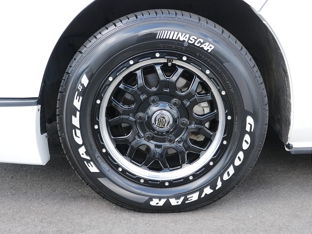 トヨタ ハイエース(22枚目)