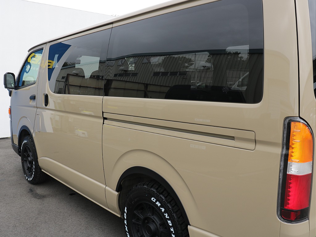 トヨタ ハイエースバン(32枚目)