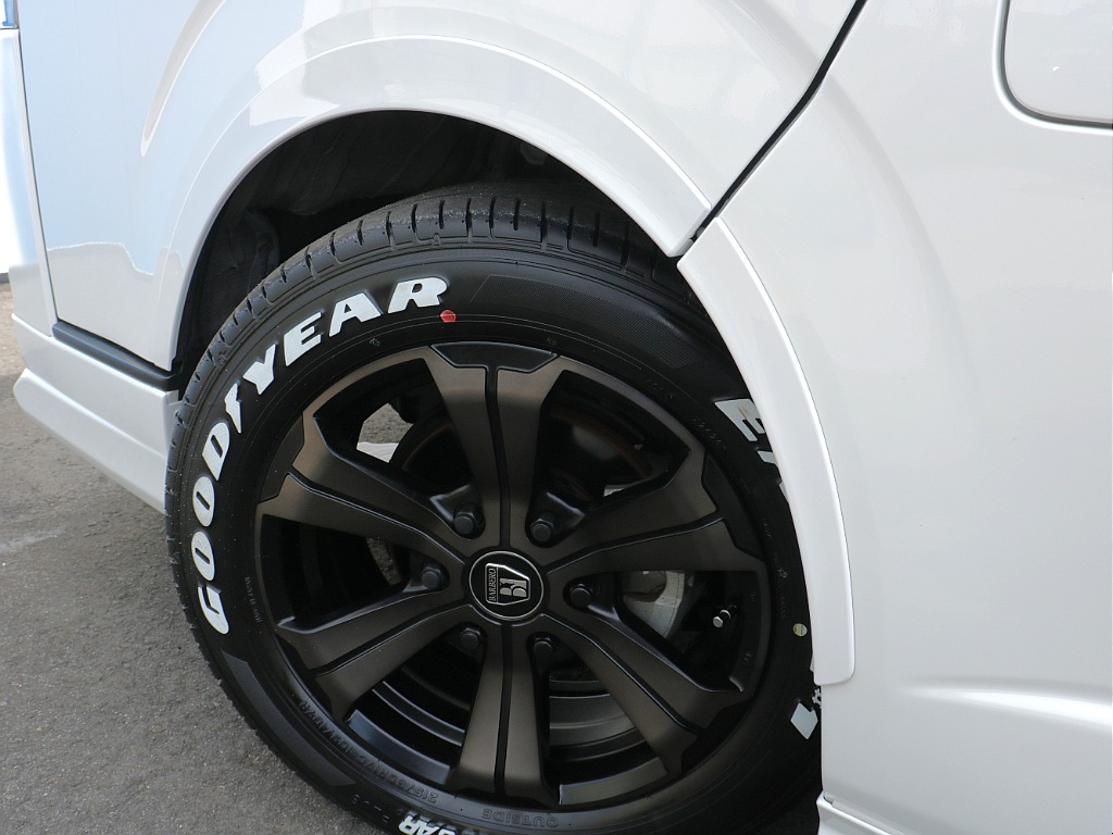 トヨタ&nbsp;ハイエースバン&nbsp;5D2.8DTスーパーGLダークプライムⅡL 4WD&nbsp;&nbsp;宮城県の詳細画像&nbsp;その4