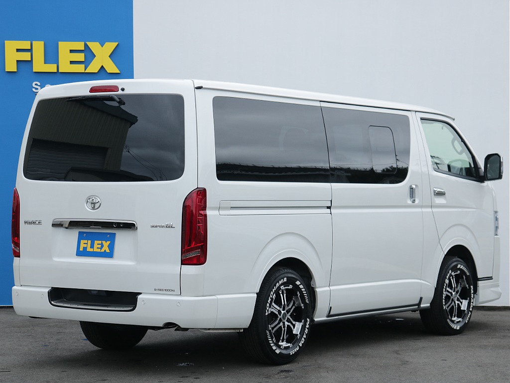 トヨタ&nbsp;ハイエースバン&nbsp;5D2.8DTスーパーGLダークプライムⅡL 4WD&nbsp;ビックX8インチナビ＆ベットキット付き&nbsp;宮城県の詳細画像&nbsp;その8
