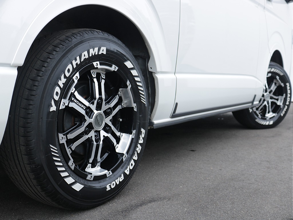 トヨタ&nbsp;ハイエースバン&nbsp;5D2.8DTスーパーGLダークプライムⅡL 4WD&nbsp;ビックX8インチナビ＆ベットキット付き&nbsp;宮城県の詳細画像&nbsp;その10