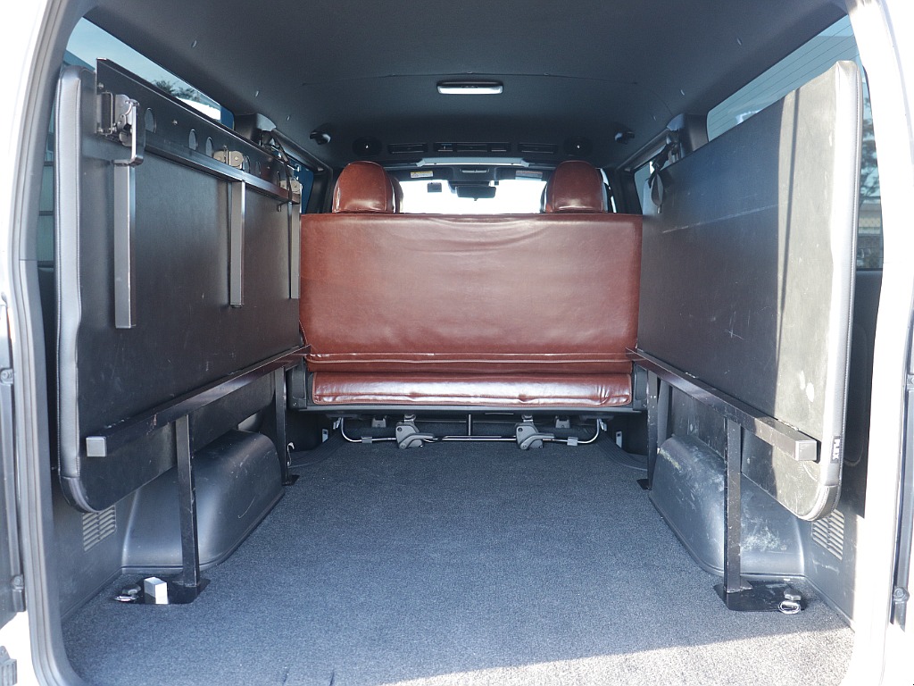 トヨタ&nbsp;ハイエースバン&nbsp;5D2.8DTスーパーGLダークプライムⅡL 4WD&nbsp;カスタム満載&nbsp;宮城県の詳細画像&nbsp;その15