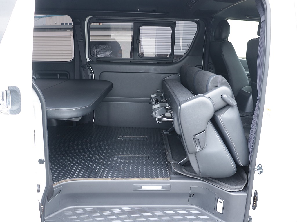 トヨタ&nbsp;ハイエースバン&nbsp;5D2.8DTスーパーGLダークプライムⅡL 4WD&nbsp;&nbsp;宮城県の詳細画像&nbsp;その11