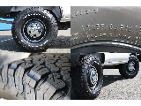 BFグッドリッチ235/85R16＆MIDガルシアシスコAWが装着されています！！リフトアップされた車だからこそ履く事の出来るタイヤサイズになります！！BFグッドリッチとSUVは相性がいいんです！！