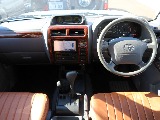 ＦＬＥＸグループは「すべての人に愛車を」をコンセプトに車種別に全国展開中！愛車と一緒に、ライフスタイルを充実させてもらいたいという思いで、ランクル仙台泉店では皆様のご要望になんでもお応えします♪