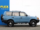 ノーマル車高となりますので、乗り降りもとてもしやすいです！もちろんリフトアップなどの追加カスタムも大歓迎♪