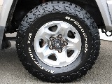 純正AWにBFグットリッチ285/75R16ATタイヤが装着済！