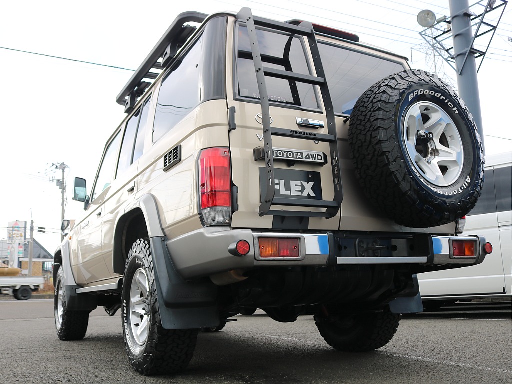 ＦＬＥＸグループは「すべての人に愛車を」をコンセプトに車種別に全国展開中！愛車と一緒に、ライフスタイルを充実させてもらいたいという思いで、ランクル仙台泉店では皆様のご要望になんでもお応えします♪