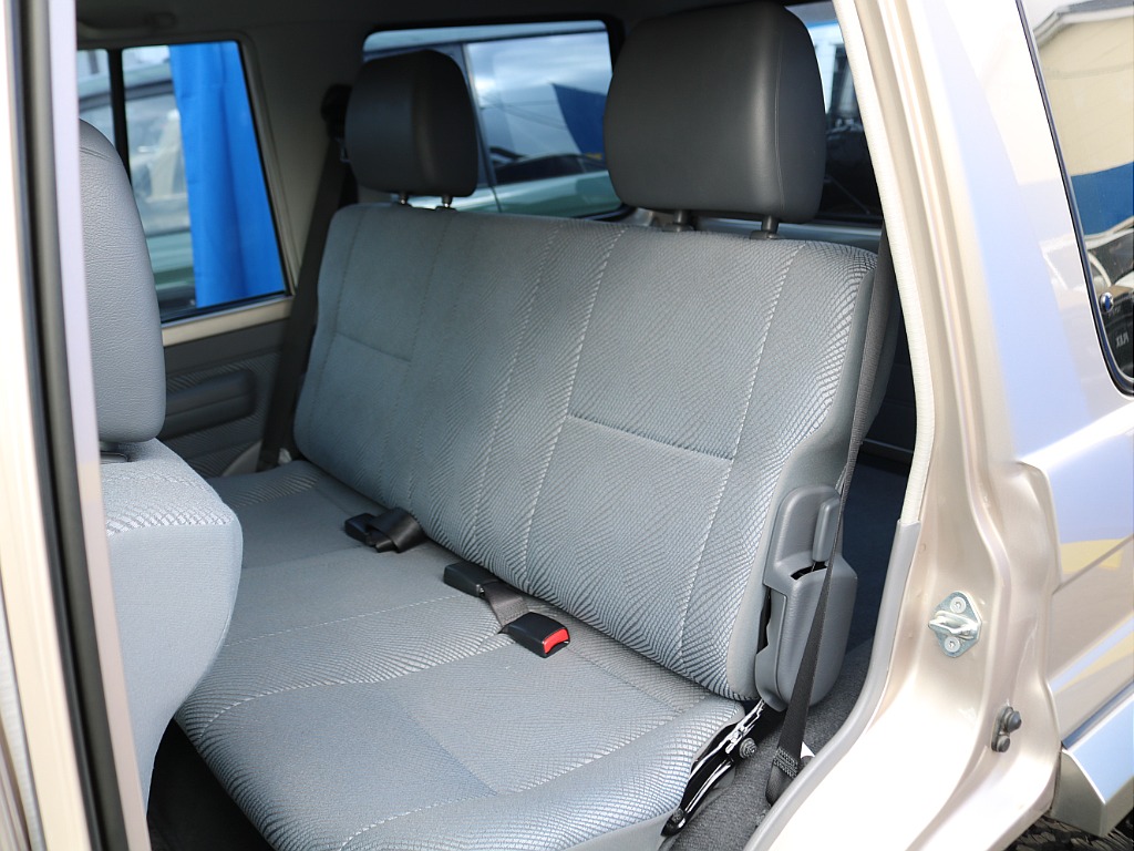 ＦＬＥＸグループは「すべての人に愛車を」をコンセプトに車種別に全国展開中！愛車と一緒に、ライフスタイルを充実させてもらいたいという思いで、ランクル仙台泉店では皆様のご要望になんでもお応えします♪