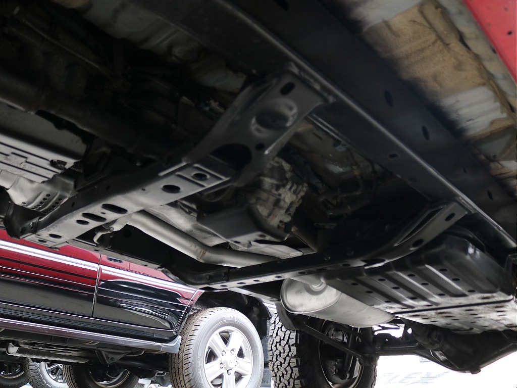 ＦＬＥＸグループは「すべての人に愛車を」をコンセプトに車種別に全国展開中！愛車と一緒に、ライフスタイルを充実させてもらいたいという思いで、ランクル仙台泉店では皆様のご要望になんでもお応えします♪