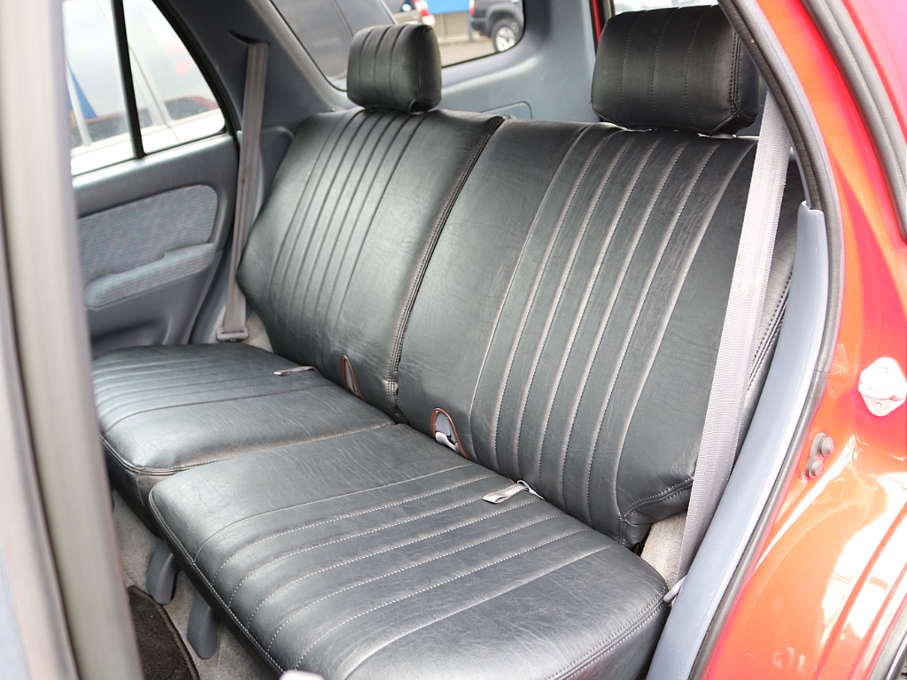 ＦＬＥＸグループは「すべての人に愛車を」をコンセプトに車種別に全国展開中！愛車と一緒に、ライフスタイルを充実させてもらいたいという思いで、ランクル仙台泉店では皆様のご要望になんでもお応えします♪