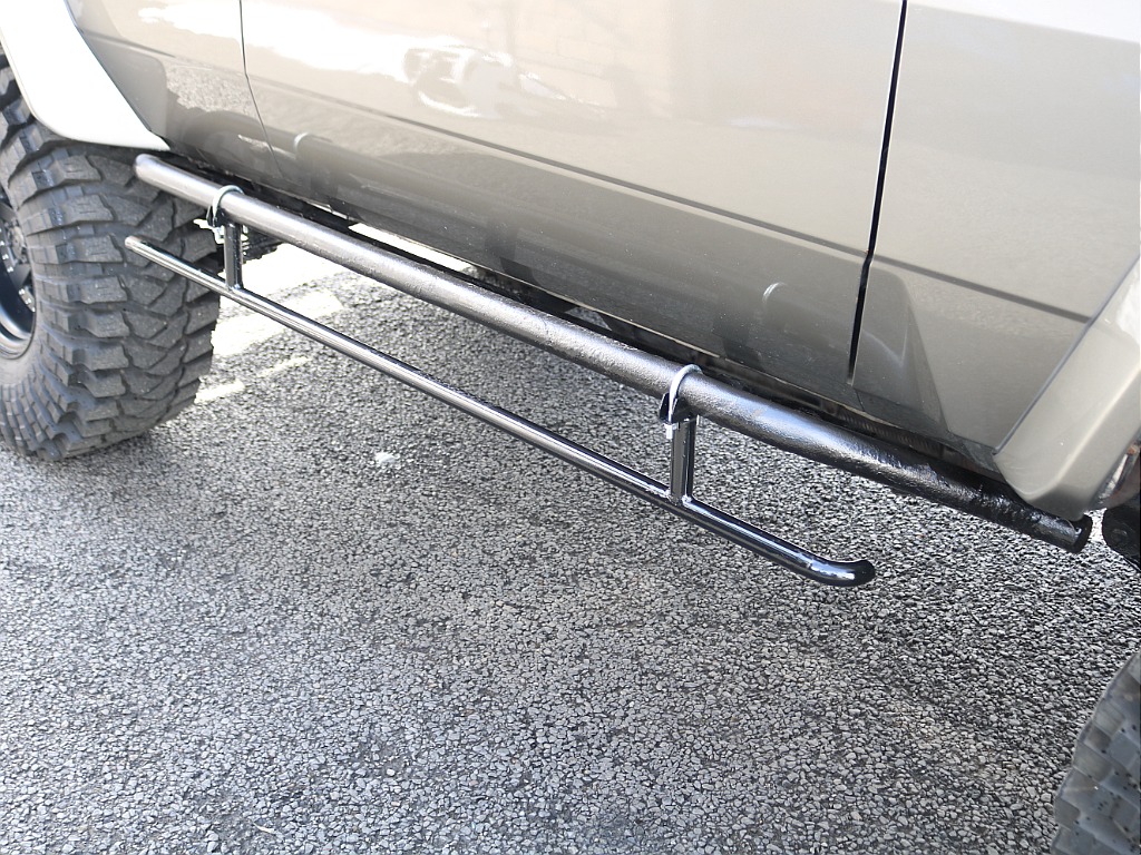 ＦＬＥＸグループは「すべての人に愛車を」をコンセプトに車種別に全国展開中！愛車と一緒に、ライフスタイルを充実させてもらいたいという思いで、ランクル仙台泉店では皆様のご要望になんでもお応えします♪